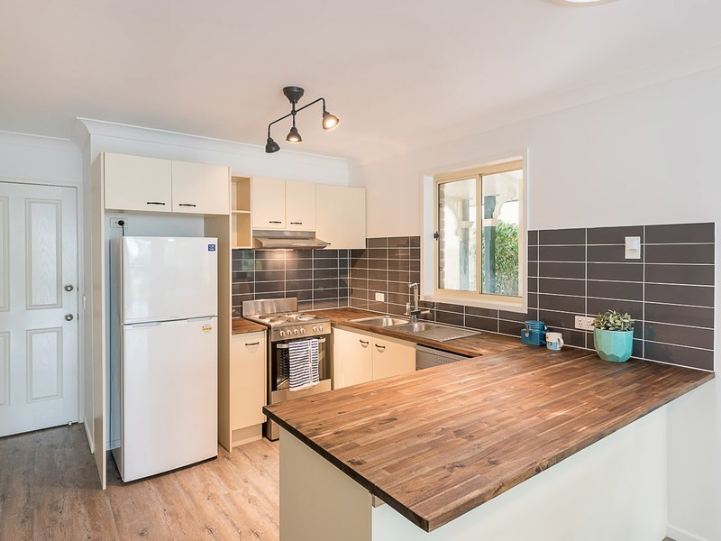 2/95 Wallace Street, Chermside QLD 4032