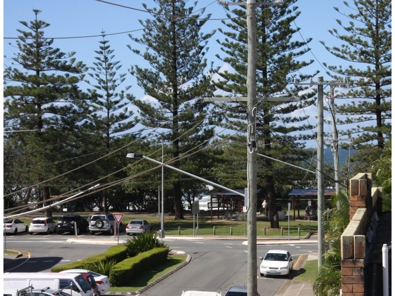 1863 Gold Coast Highway, Burleigh Heads QLD 4220