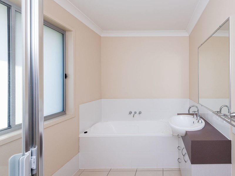 1/12 Bidmead Circuit, Pimpama QLD 4209