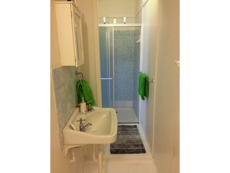 3/16 Ocean Street, Runaway Bay QLD 4216