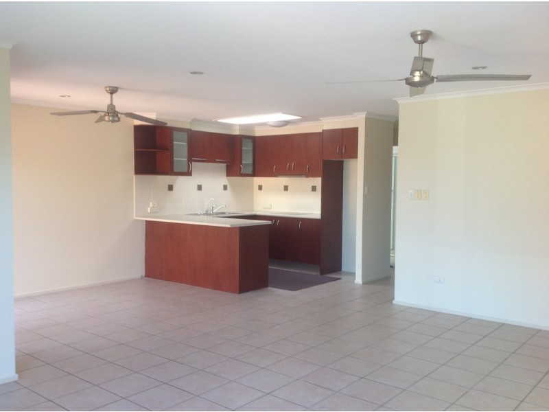 5/10 Woodgate Place, Paradise Point QLD 4216