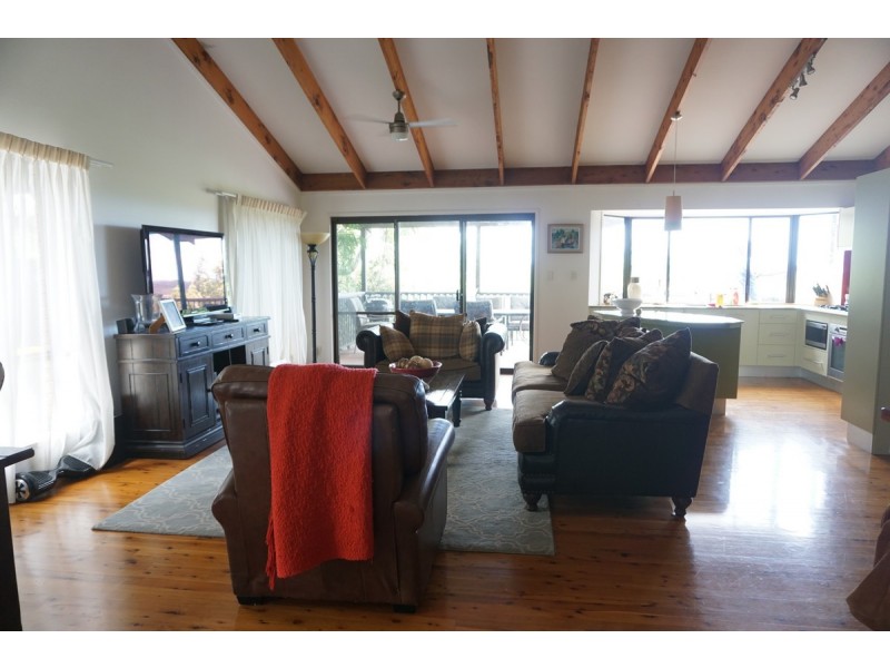 15 Attadale Court, Elanora QLD 4221