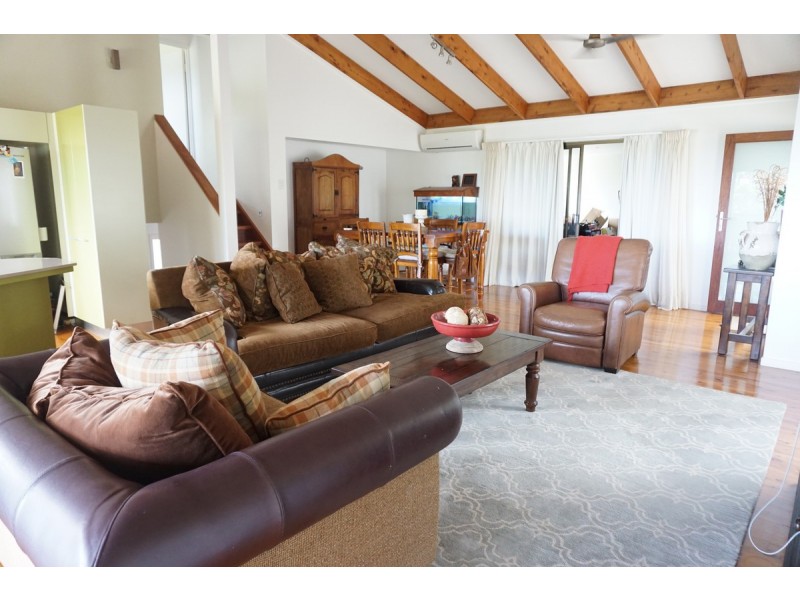 15 Attadale Court, Elanora QLD 4221