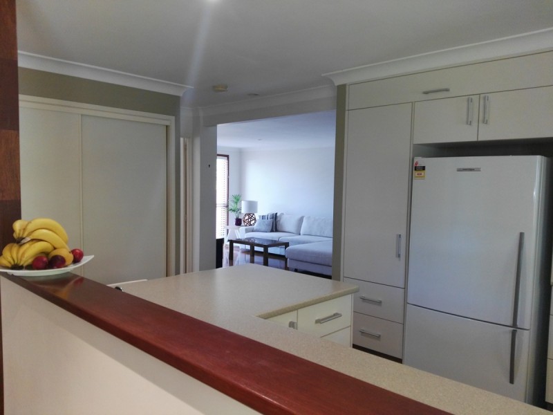 34 Bronzewing Close, Elanora QLD 4221
