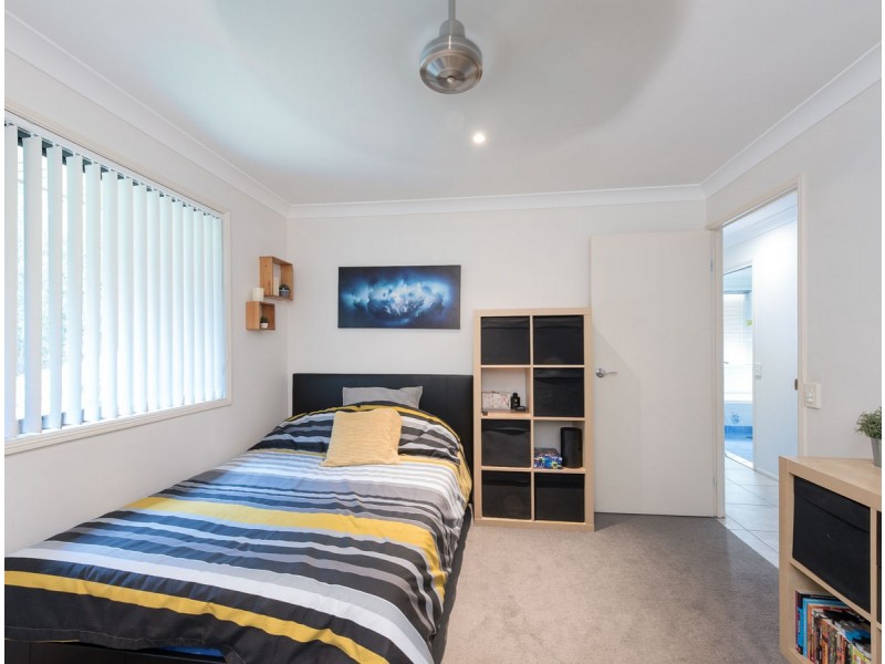 23 Coorumbene Court, Tallai QLD 4213