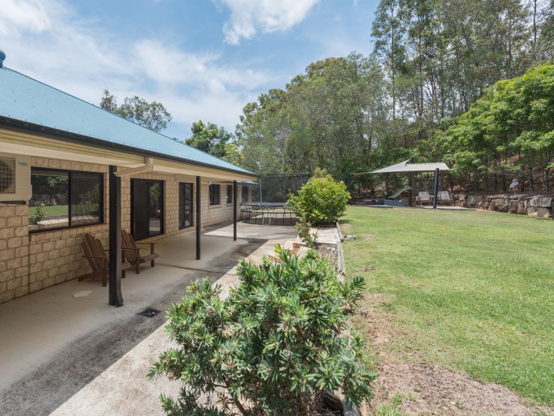 23 Coorumbene Court, Tallai QLD 4213