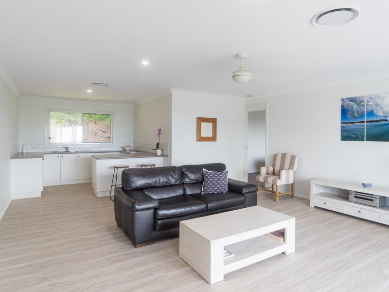 13 Duke Crt, Tallai QLD 4213