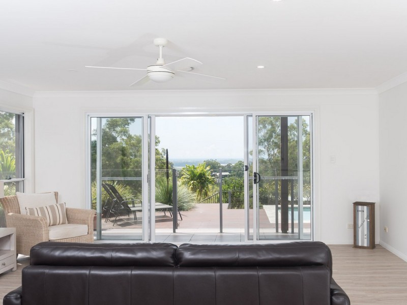 13 Duke Crt, Tallai QLD 4213