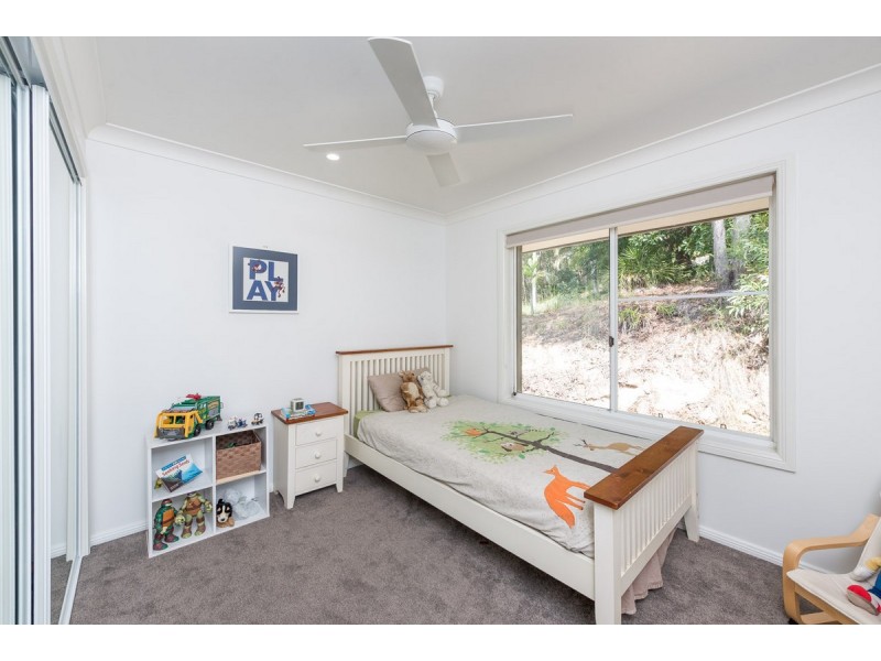 13 Duke Crt, Tallai QLD 4213