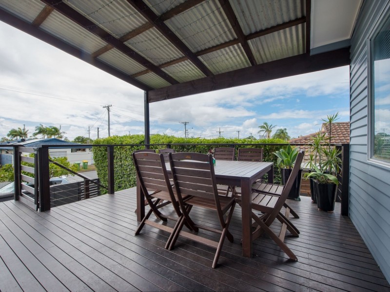 96 Chainey Avenue, Miami QLD 4220