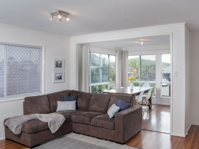 96 Chainey Avenue, Miami QLD 4220