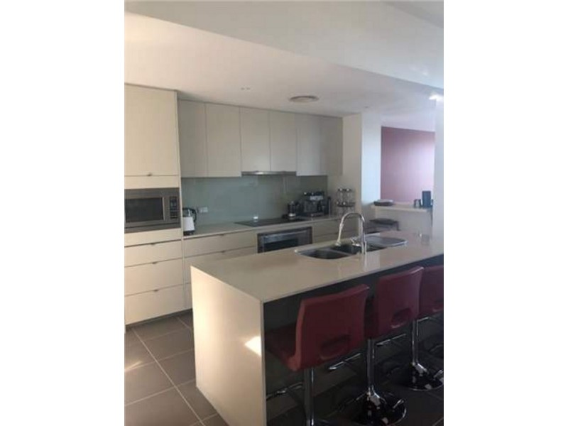 56 Watts Drive, Varsity Lakes QLD 4227