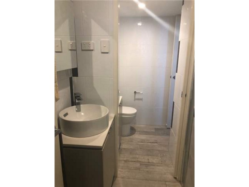 56 Watts Drive, Varsity Lakes QLD 4227