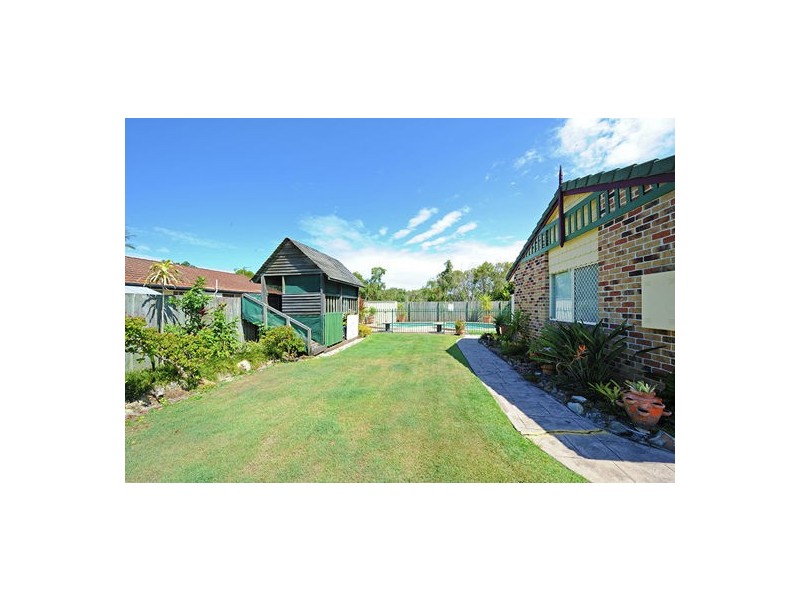 2 Lyrebird Place, Wurtulla QLD 4575