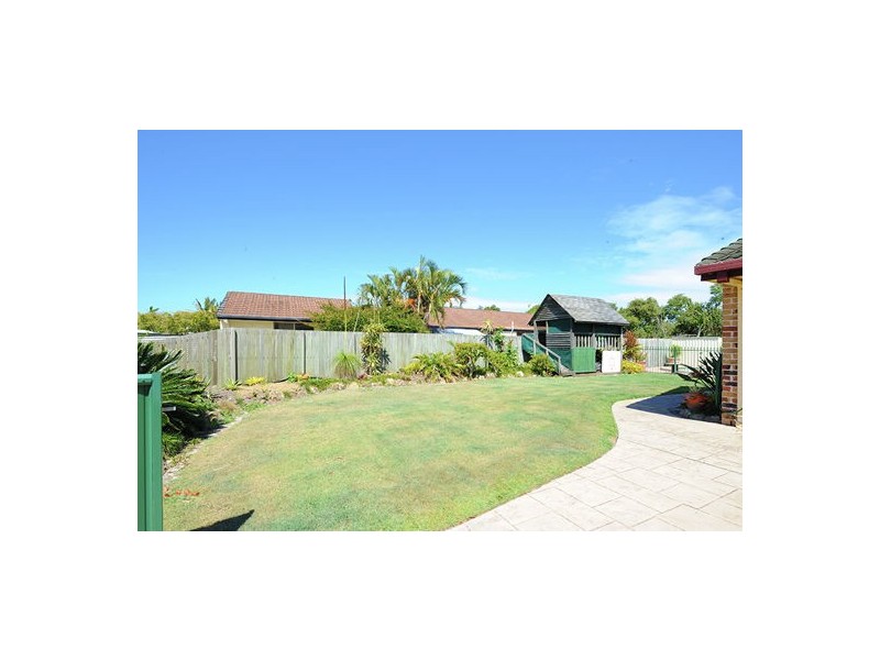 2 Lyrebird Place, Wurtulla QLD 4575
