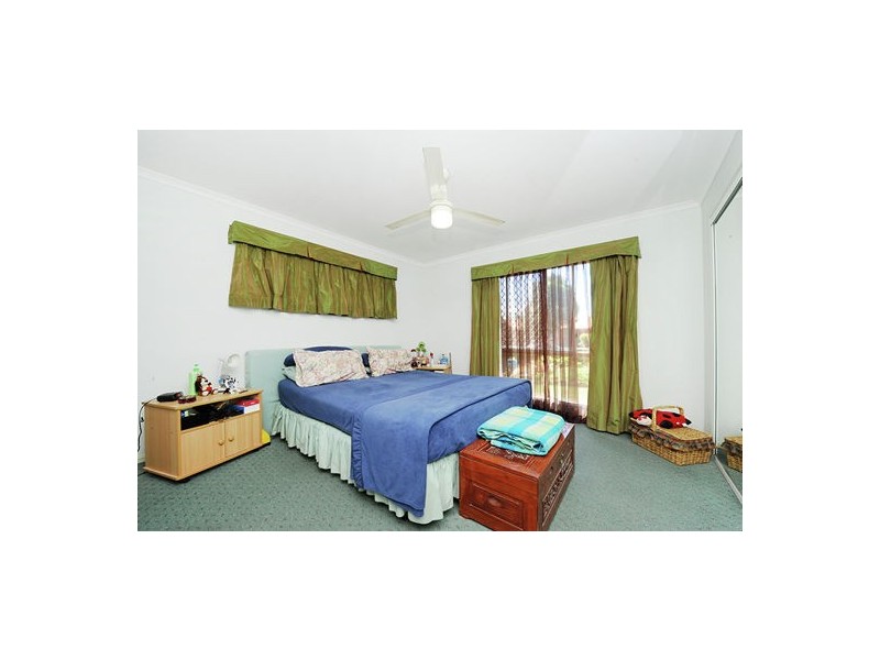2 Lyrebird Place, Wurtulla QLD 4575