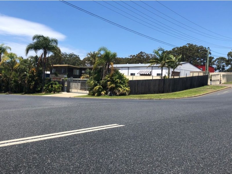 2 Newcastle Drive, Toormina NSW 2452