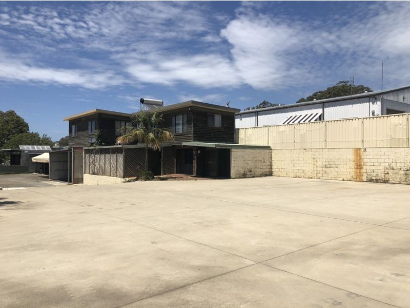 2 Newcastle Drive, Toormina NSW 2452