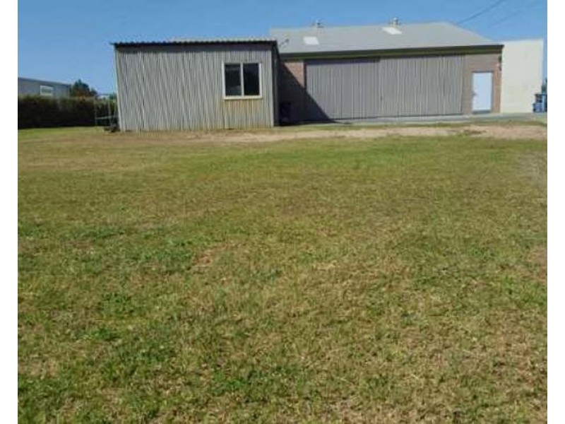 14 Hawke Drive, Woolgoolga NSW 2456