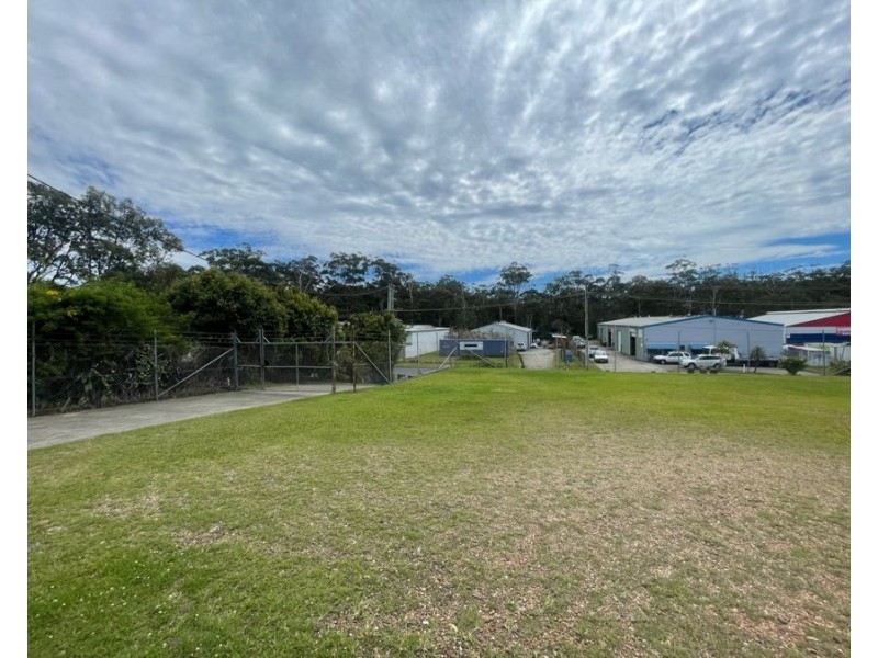 14 Hawke Drive, Woolgoolga NSW 2456