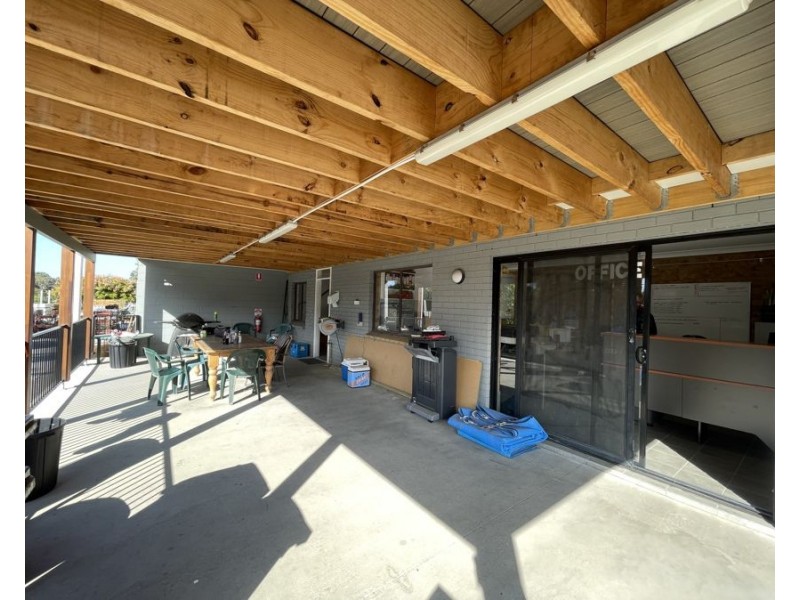 2 Newcastle Drive, Toormina NSW 2452