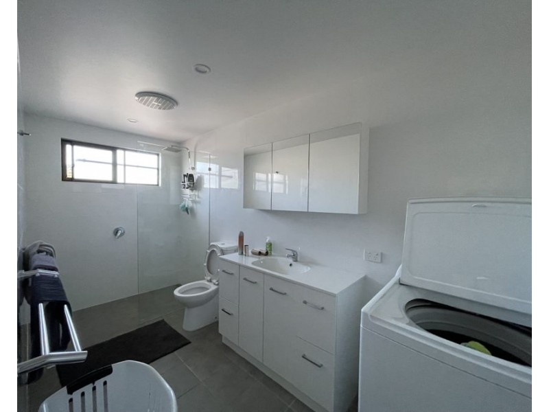 2 Newcastle Drive, Toormina NSW 2452