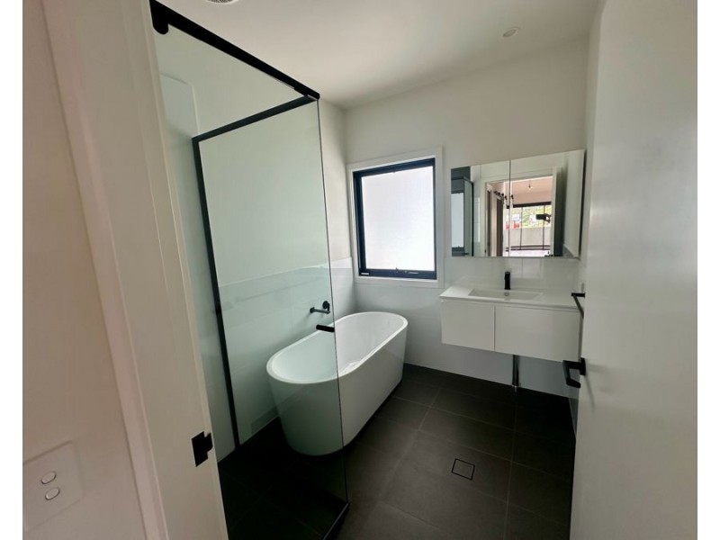 Lvl 1/1852-1858 Solitary Islands Way, Woolgoolga NSW 2456