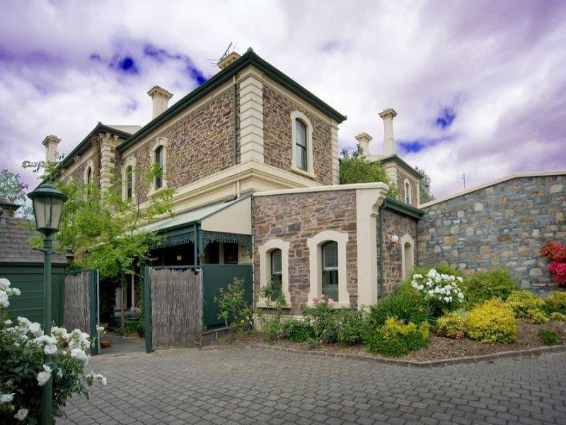17 Dimora Court, Adelaide SA 5000