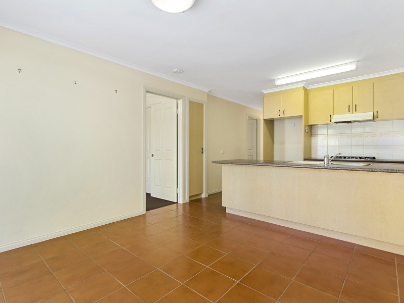 4A Vinter Avenue, Croydon VIC 3136