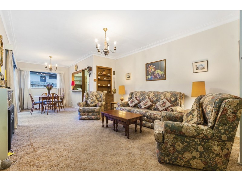 21 Romoly Drive, Forest Hill VIC 3131