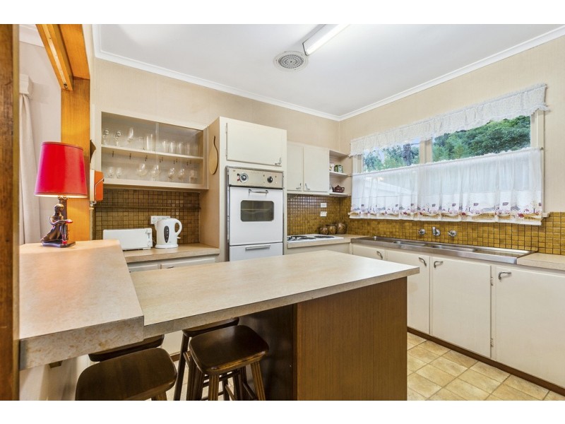 21 Romoly Drive, Forest Hill VIC 3131