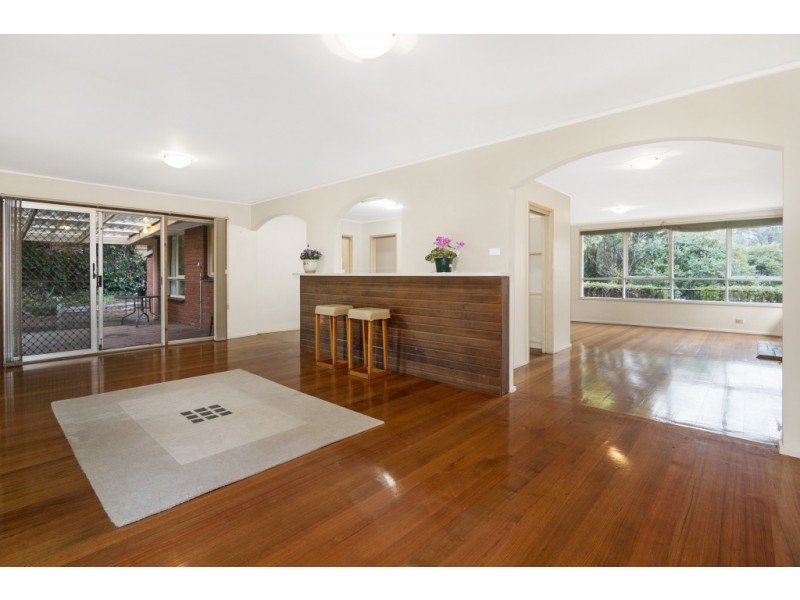18 Kincumber Drive, Croydon VIC 3136