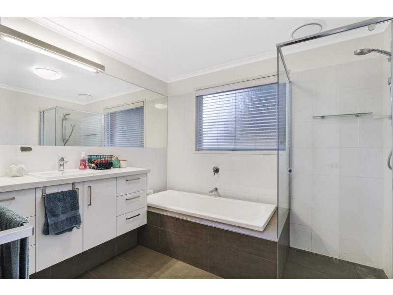 2 Ullara Court, Frankston VIC 3199