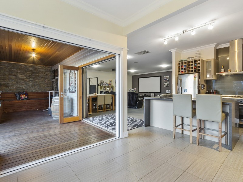 22 Piperita Road, Ferntree Gully VIC 3156