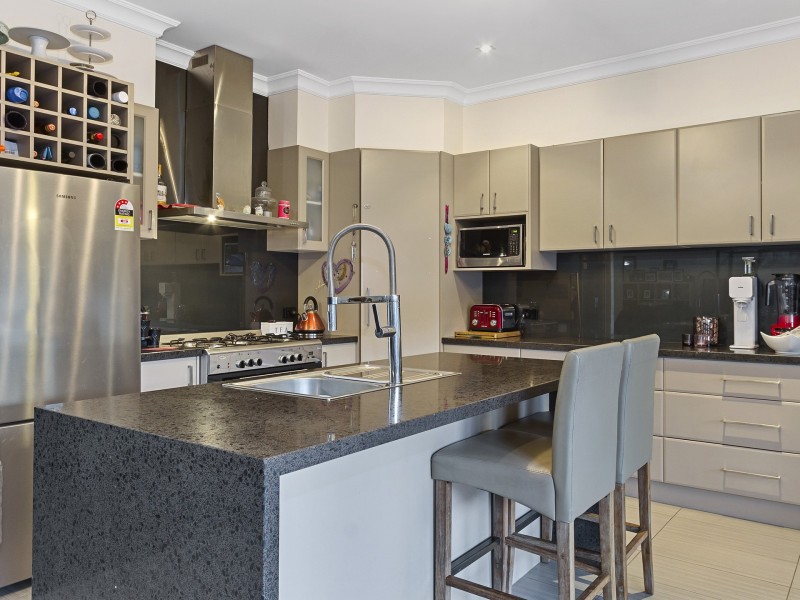 22 Piperita Road, Ferntree Gully VIC 3156