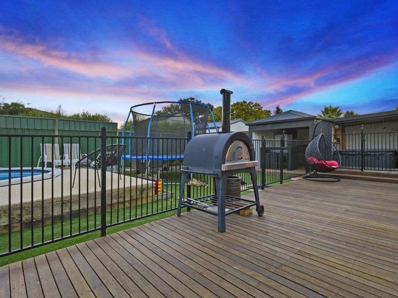22 Piperita Road, Ferntree Gully VIC 3156