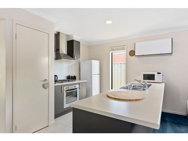 26 Ardent Crescent, Cranbourne East VIC 3977