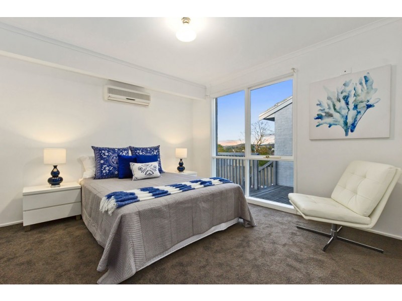 16 Marraroo Close, Bayswater North VIC 3153