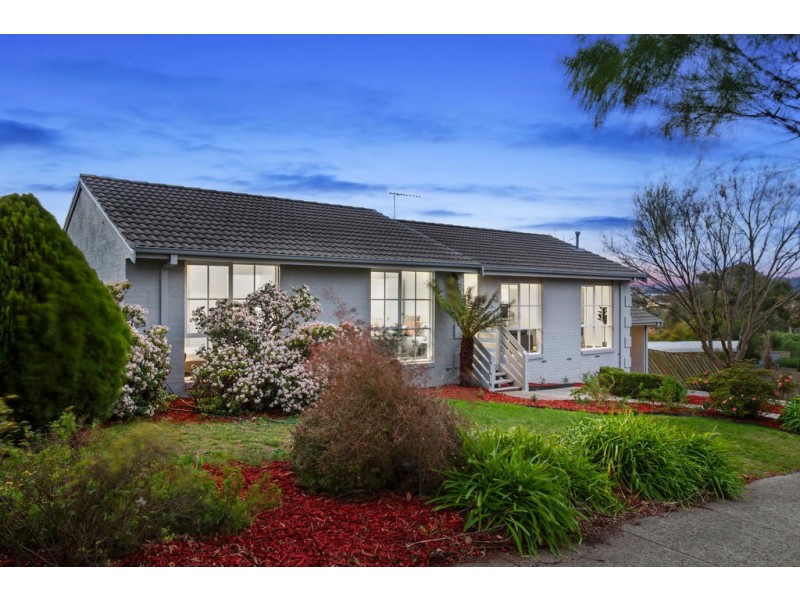 16 Marraroo Close, Bayswater North VIC 3153