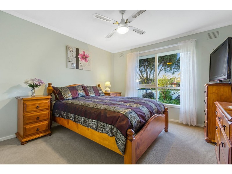 36 Belinda Close, Kilsyth VIC 3137