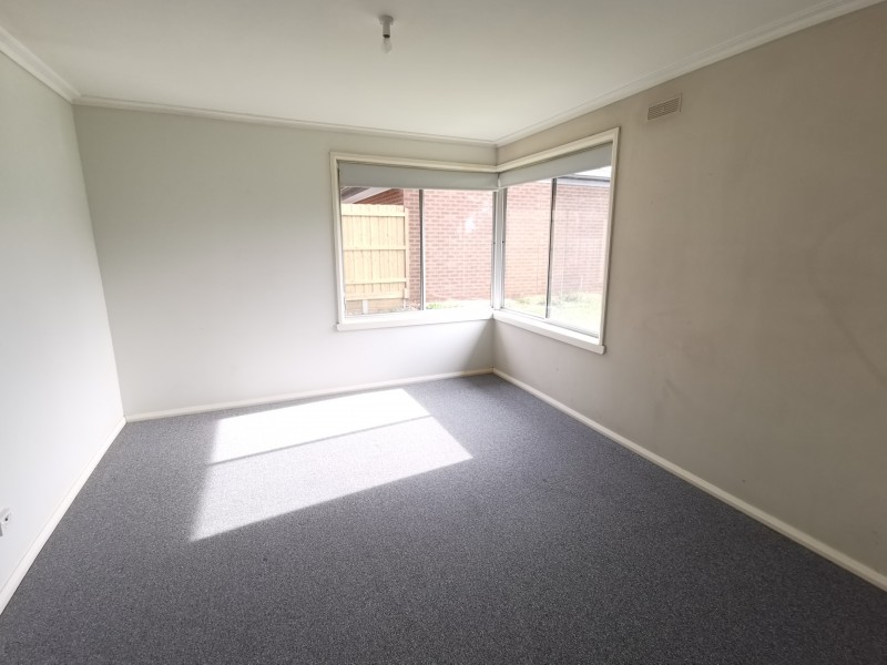 34 Hawthory Road, Kilsyth VIC 3137