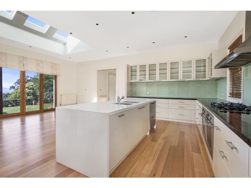 41-43 Falls Road, Kalorama VIC 3766