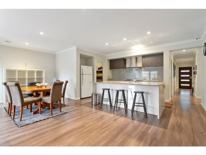 7 Nattai Street, Craigieburn VIC 3064