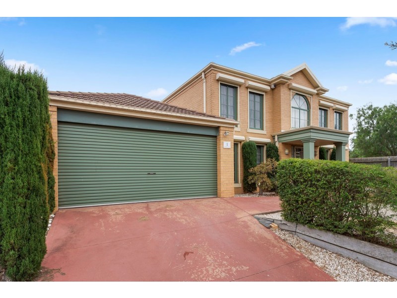 1 Newcombe Drive, St Albans VIC 3021