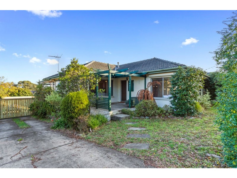 130 Belmont Road East, Croydon South VIC 3136