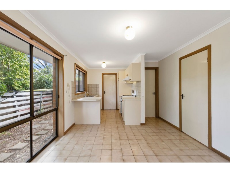 Unit 4/579 High Street Road, Mount Waverley VIC 3149