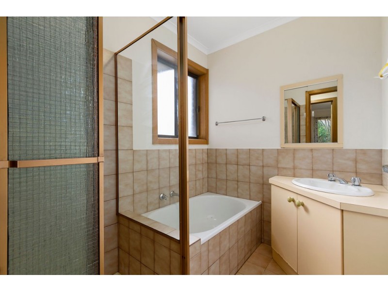 Unit 4/579 High Street Road, Mount Waverley VIC 3149