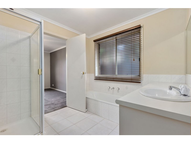 5 Carly Court, Croydon North VIC 3136