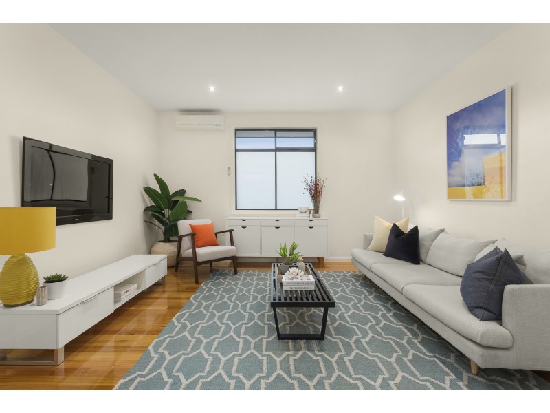 2/16 Box Hill Crescent, Mont Albert North VIC 3129