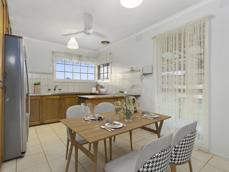 13 Cranbourne Drive, Cranbourne VIC 3977